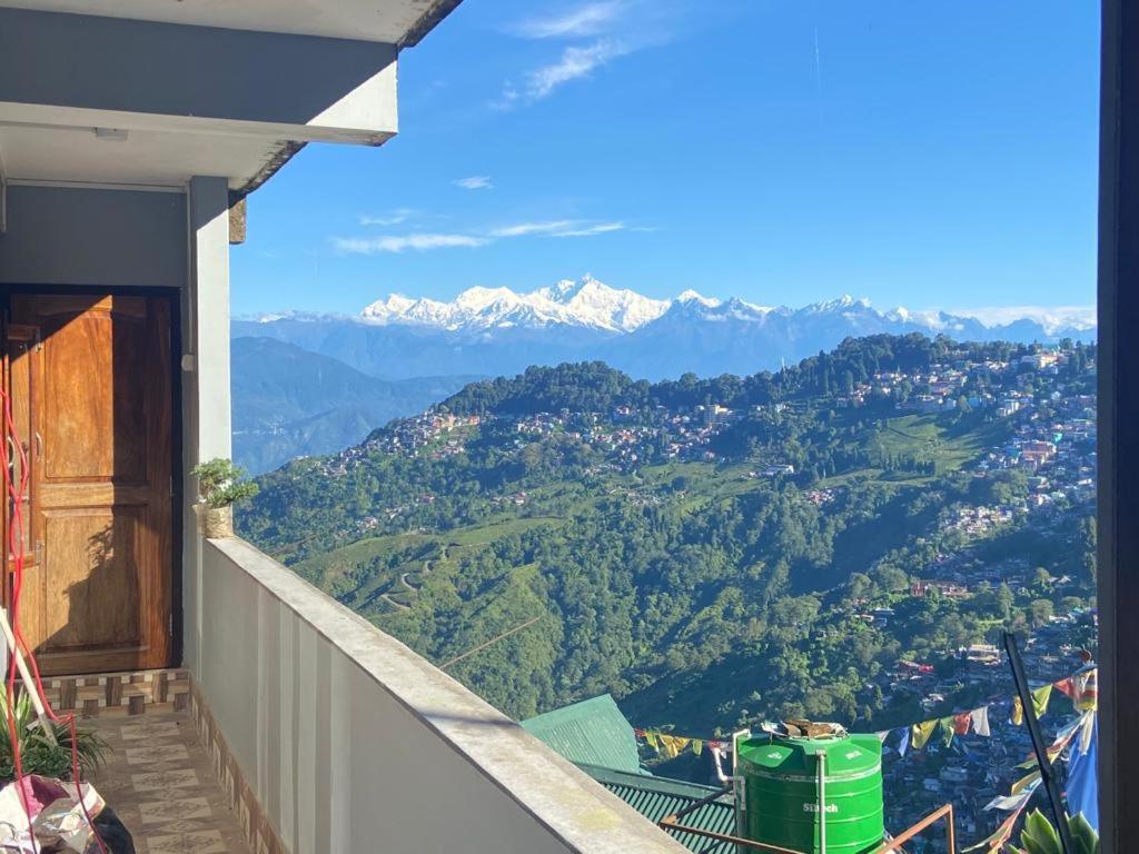 Norbu Thungkar Homestay Дарджилинг Экстерьер фото
